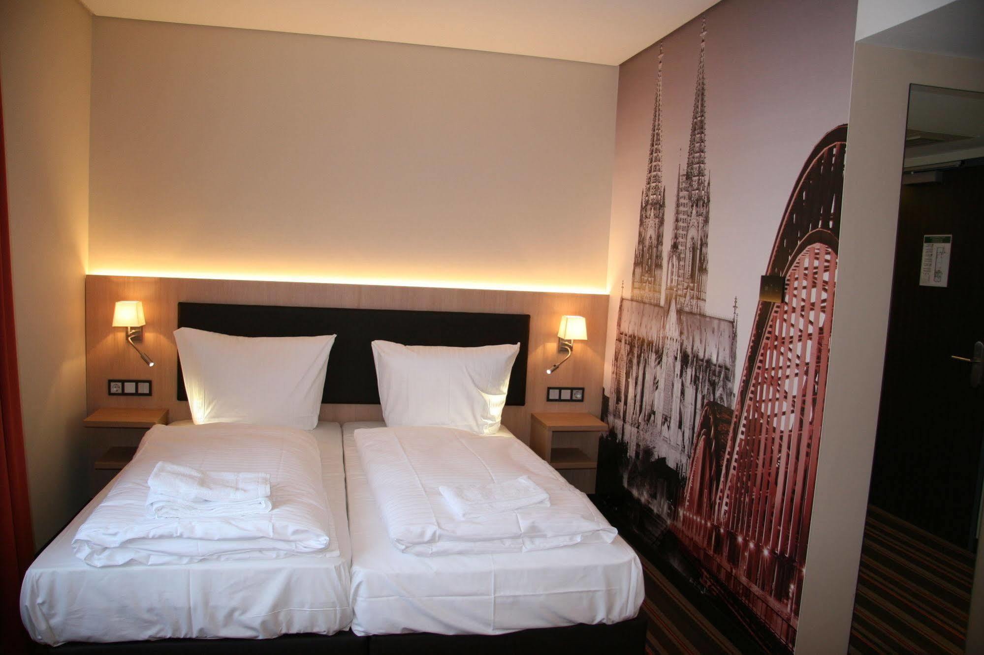 Hotel Fortune Cologne Luaran gambar